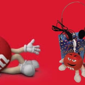 M&M Radioshack Exclusive Collector's Mini Plush Red FM Scan